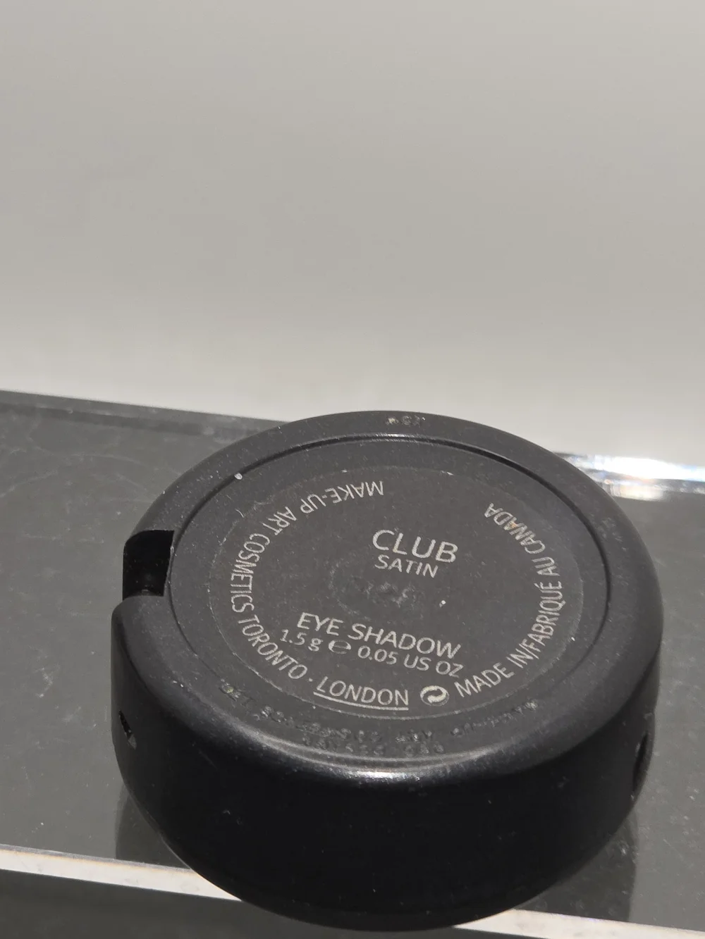 DISCONTINUED MAC EYESHADOW- 